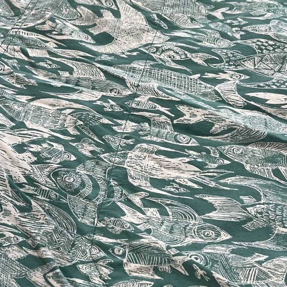 Patagonia XL Fully Lined Fish Pattern Swim Trunks - Picture 5 of 7